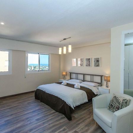 Apartment Malvarrosa Beach Cavite Valência Exterior foto